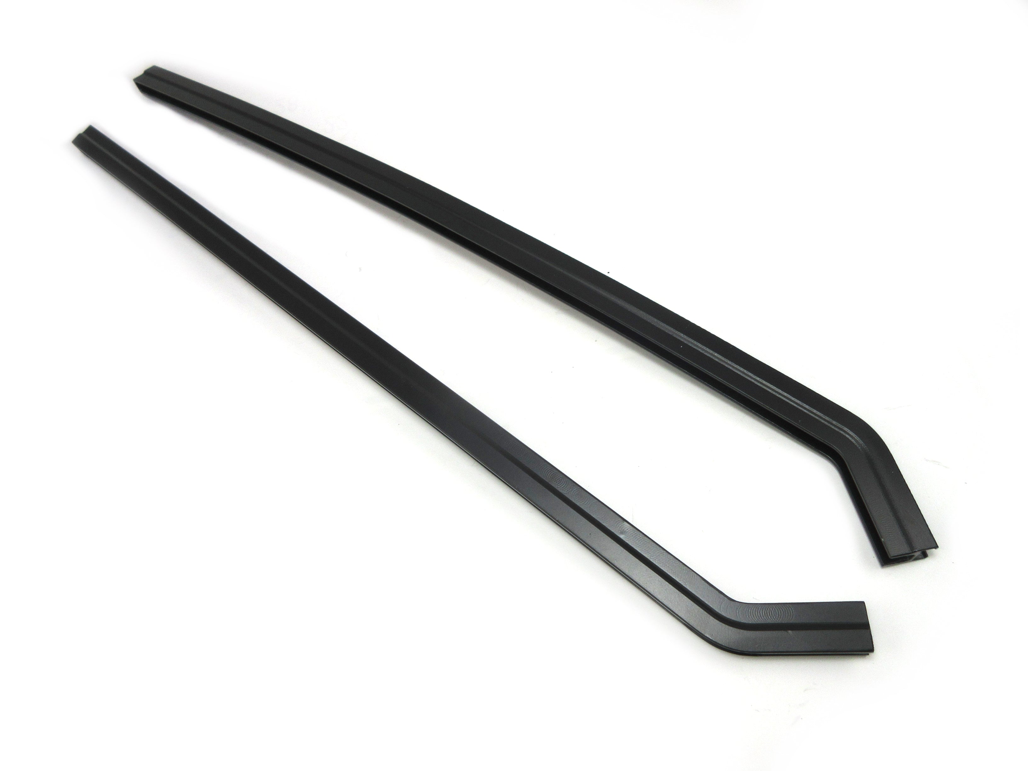 Rear Quarter Window Transition Seal Channel Set for Skyline
