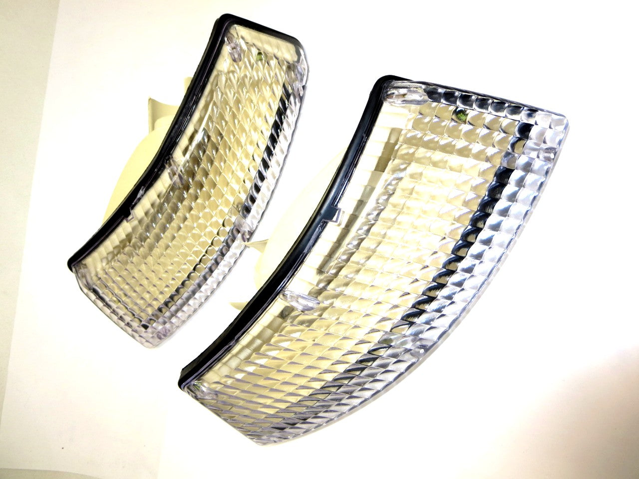 Blem Unit Sale) Euro/JDM Front Turn Signal Set for 1969 -'74