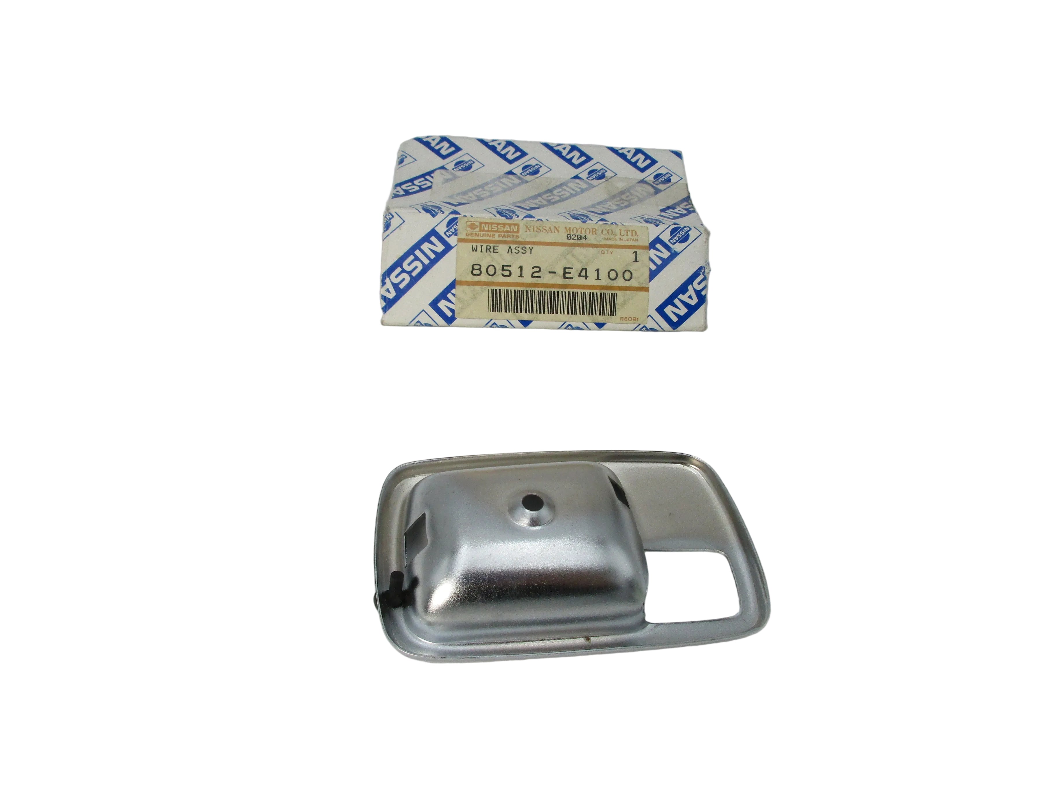 SALE-485: Inner Door Handle Bezel LH Side 80512-E4100 for Datsun