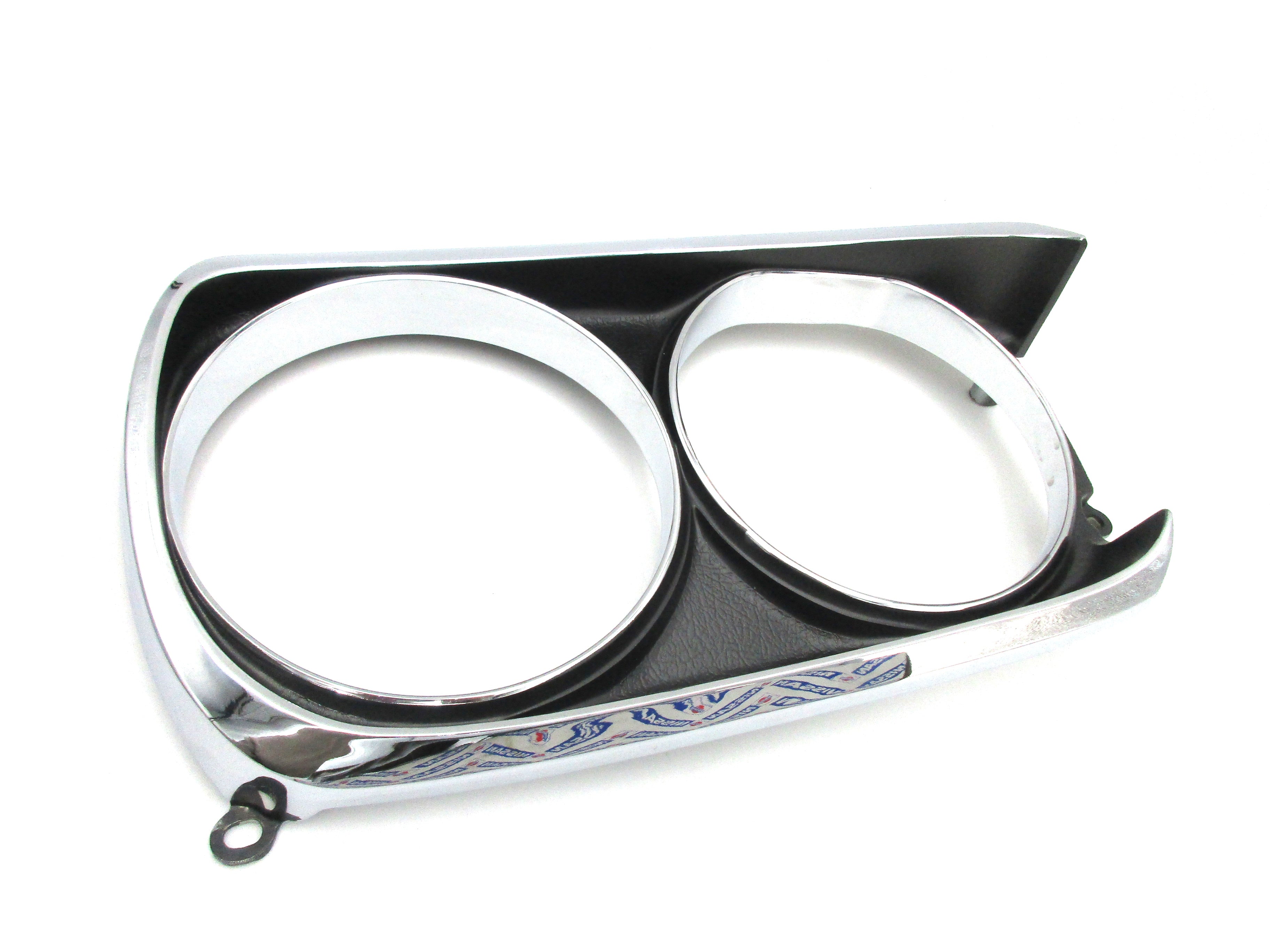 ソ*コ様 Nissan Moulding 62410-R0310 62411-R SALE-489: Nissan Skyline GC10 Headlight bezel set Genuine Nissan