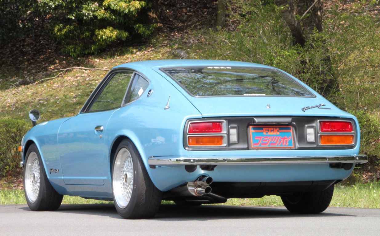 Fujitsubo EPU Stainless Steel Dual Exhaust System for Datsun