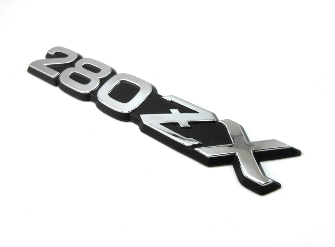 パーツ Nene. Front fender emblem for Datsun 280ZX 1979-83 Genuine Nissan