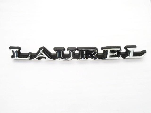 【Paragraph】23FW★ no.79 LAUREL EMBLEM L/S Nissan Laurel C130 1972-78 Rear fender Laurel Emblem Sold