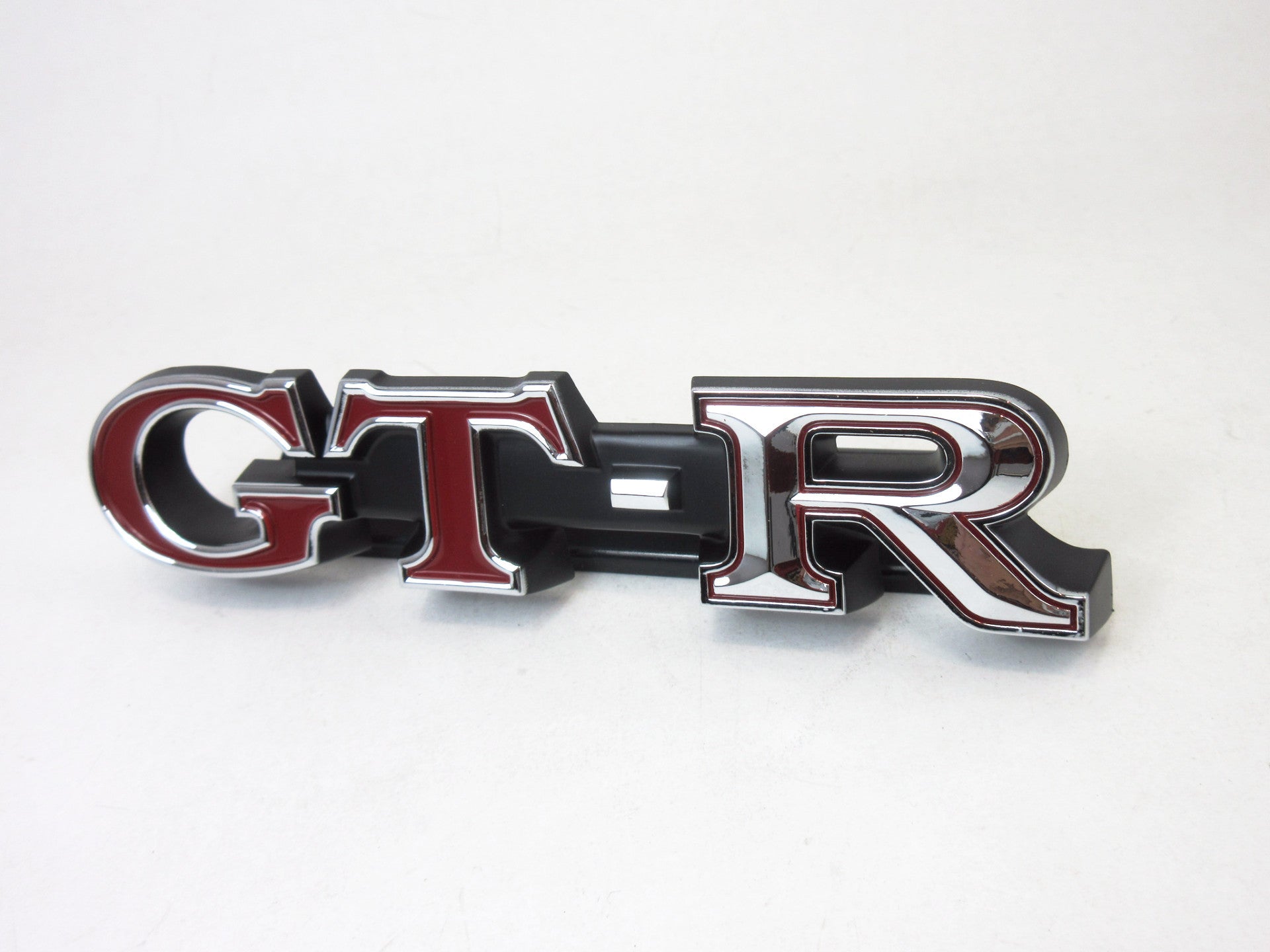 Nissan Skyline Hakosuka GT-R front grille emblem late Reproduction