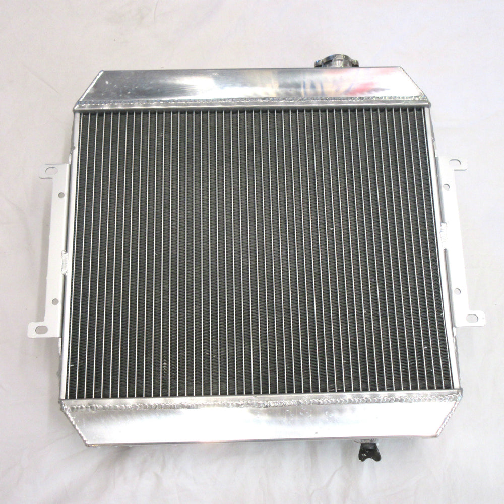 
                  
                    Aluminum Radiator for Nissan Skyline Hakosuka GT / GT-S JDM CAR PARTS
                  
                