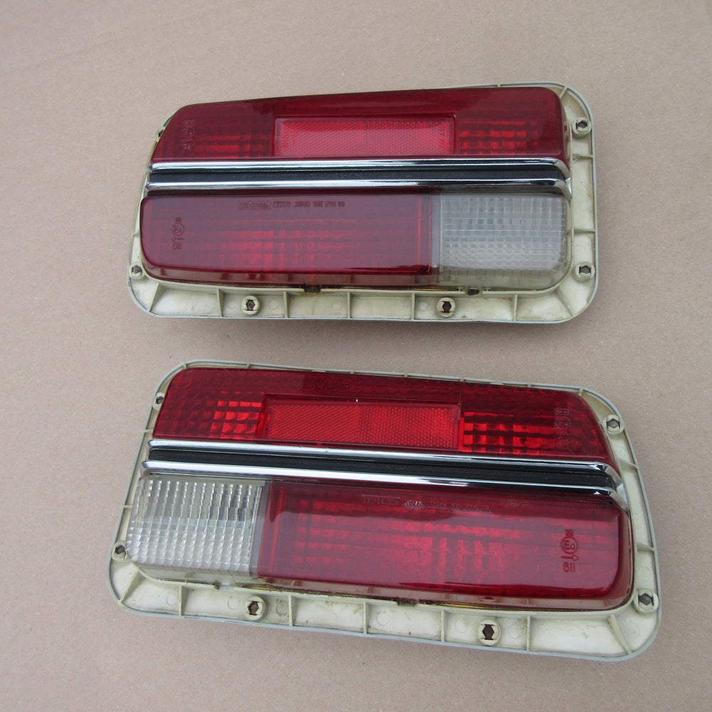 
                  
                    Datsun 240Z US 1969-73 Used Tail Light Assembly Clean! Genuine Nissan
                  
                