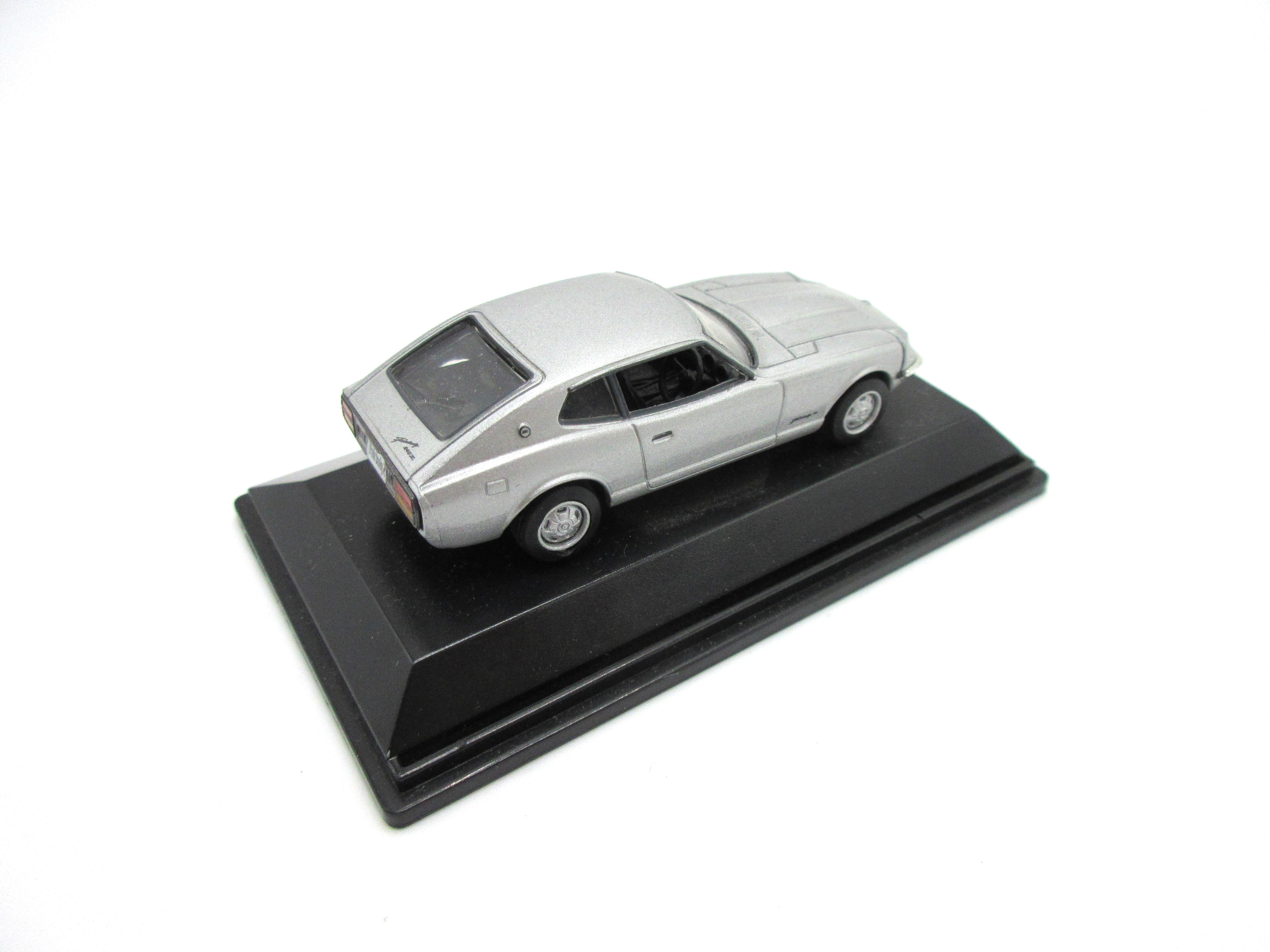 シルバー ミニカー Real X 1/72 Nissan Fairlady Z-L 2 by 2 Diecast Silver With Base No