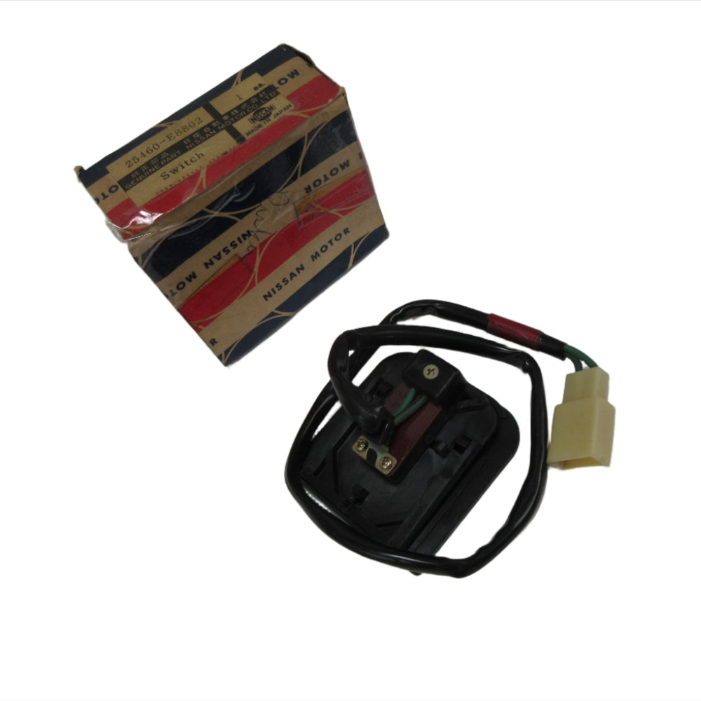 
                      
                        Seat Belt Weight Sensor switch 25460-E8802 Genuine Nissan NOS
                      
                    