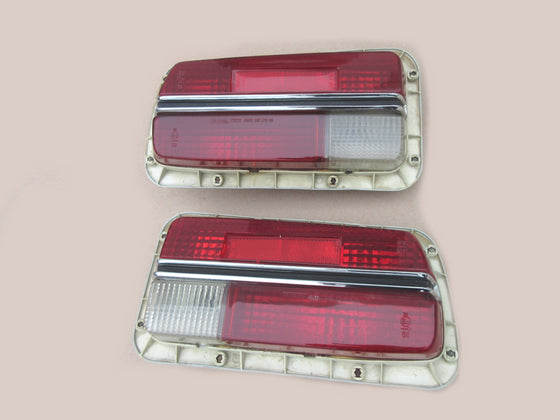 Datsun 240Z US 1969-73 Used Tail Light Assembly Clean! Genuine Nissan