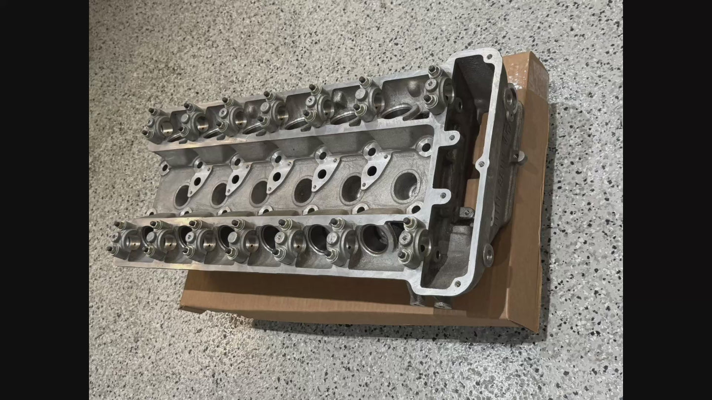 SALE-T1 Toyota 2000GT Motor Head NOS