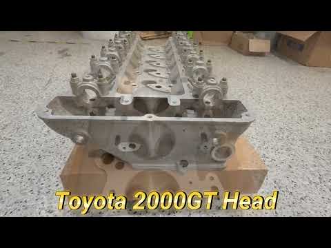 SALE-T1 Toyota 2000GT Motor Head NOS