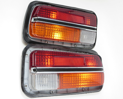 
                  
                    Tail lamp Euro / Japanese spec Fairlady Z with harness and seal, reproduction
                  
                