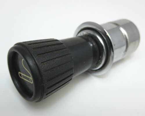 
                  
                    Used cigarette lighter for 1969-'78 Datsun 240Z, 260Z, and 280Z 
                  
                