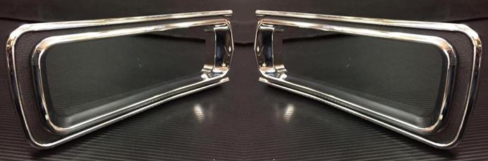 Chrome Tail Light Bezel Set for 1970 Nissan Skyline Hakosuka (BACKORDER NO ETA)