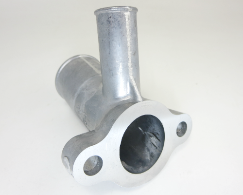 
                  
                    Radiator lower hose inlet for Datsun 240Z 260Z
                  
                