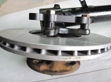 Reproduction MK63 slotted front brake rotor kit for Skyline