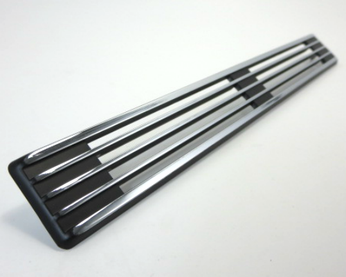 Rear hatch vent set Datsun 240Z