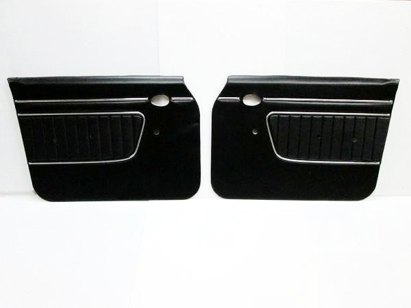 Nissan Skyline Hakosuka GT-R late 4D front door panel set (NO INT'L SHIPPING)