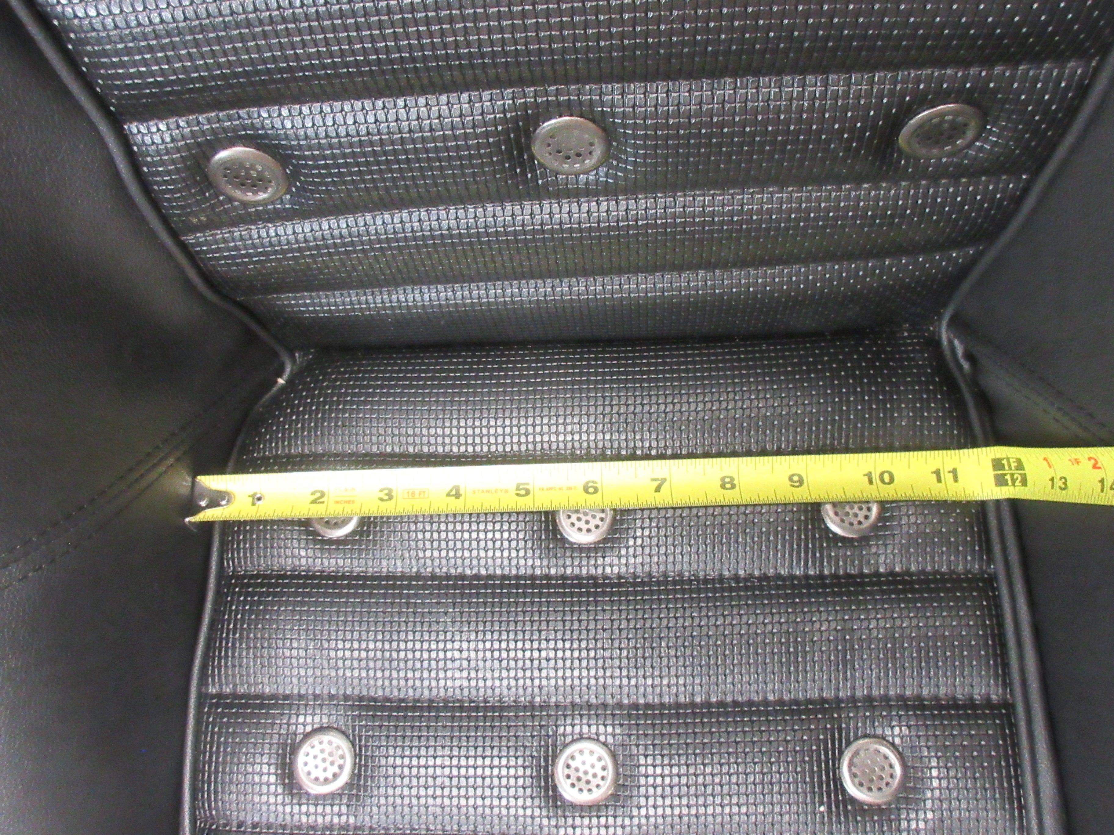 Datsun Competition Seat LAST ONE LEFT!!!!!!! CLOSE OUT ITEM