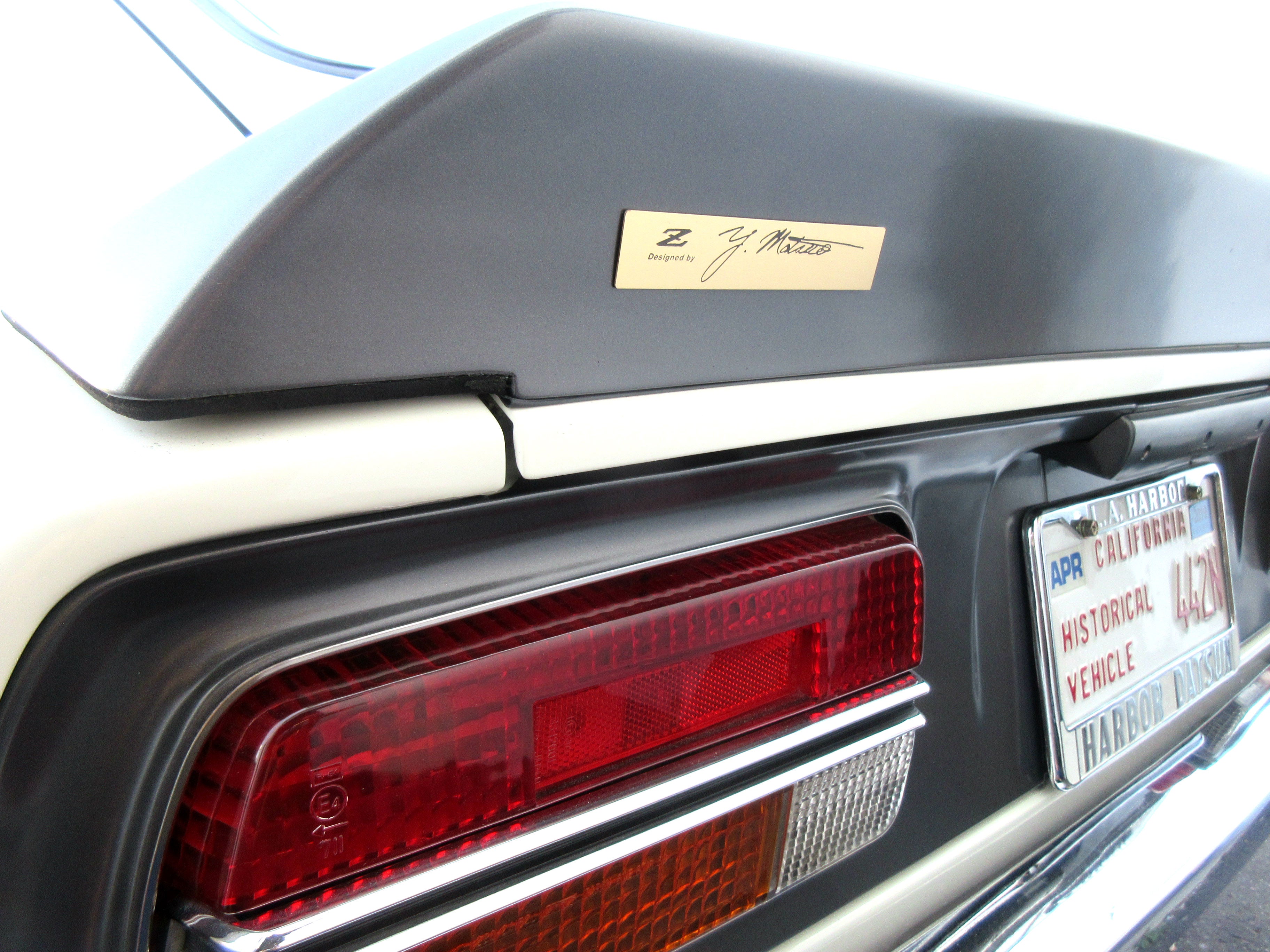 スーパーセール 半額タイムセール Designed by Y. Matsuo 除湿機・乾燥機