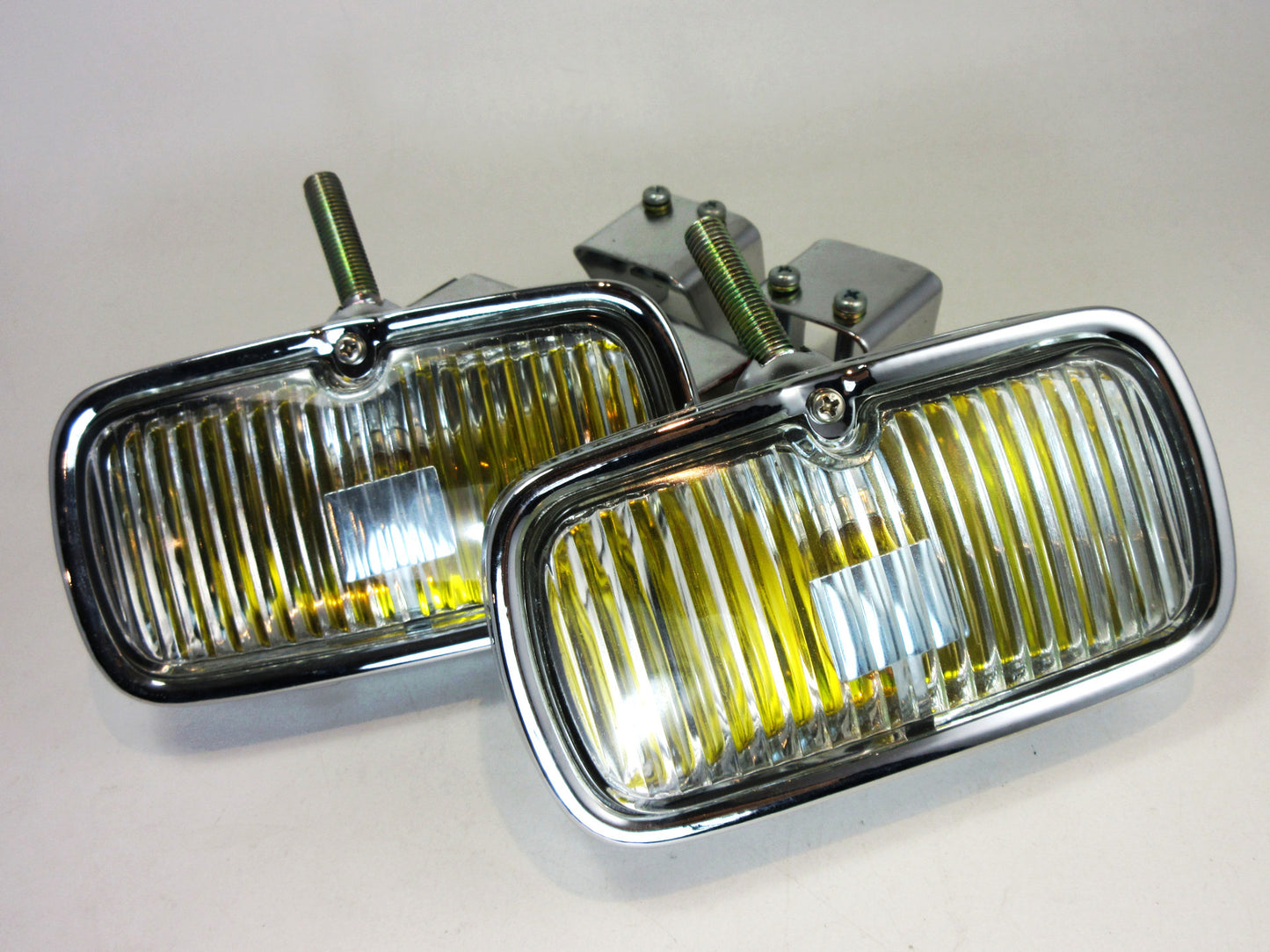 Genuine Nissan Fog Lamp kit Nissan 610 / 240Z / 260Z / 280Z / 510 and Skyline