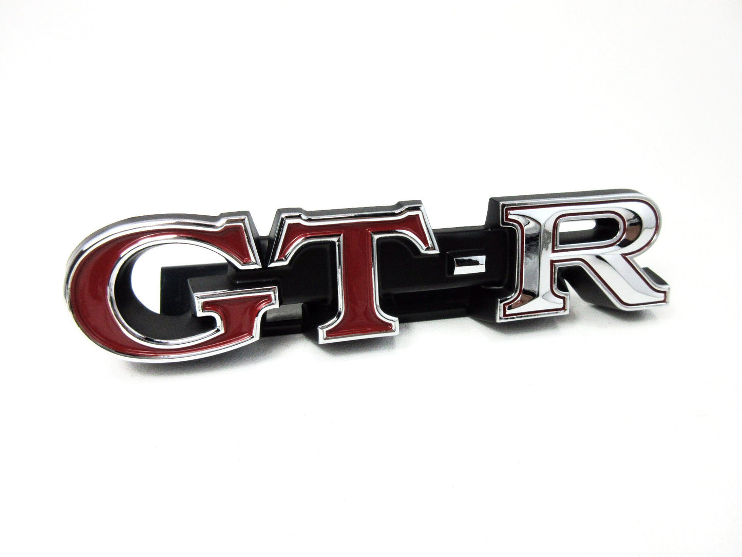 Nissan Skyline Hakosuka GT-R front grille emblem late Genuine Nissan NOS　NLA