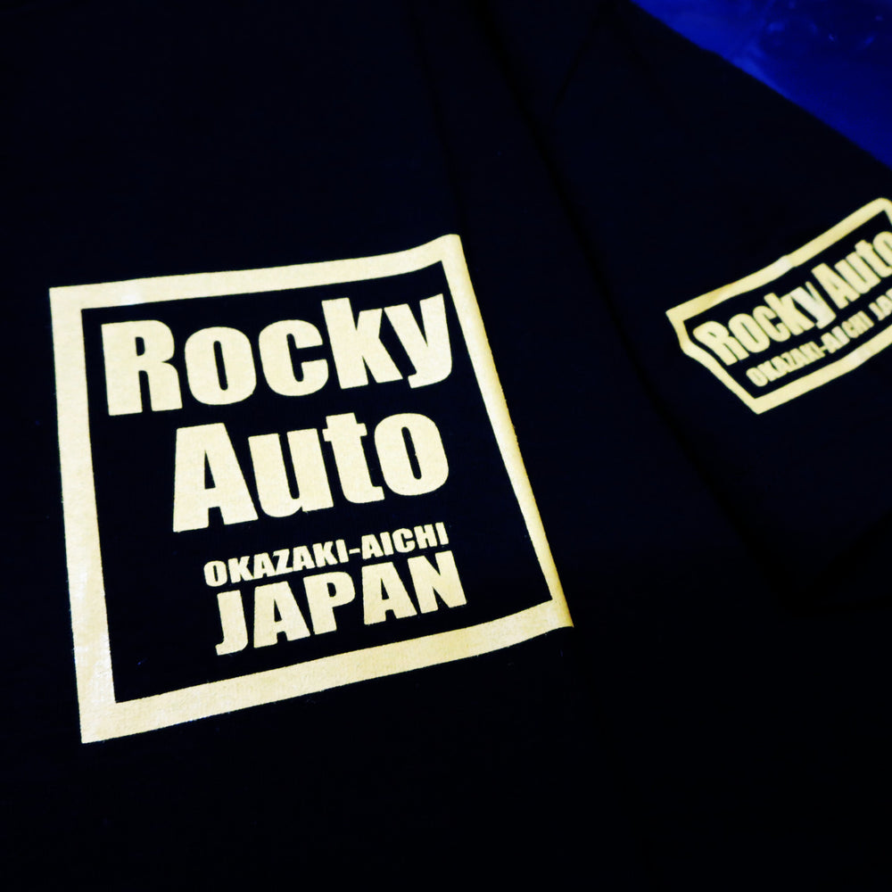 
                      
                        Rocky Auto T-shirt
                      
                    