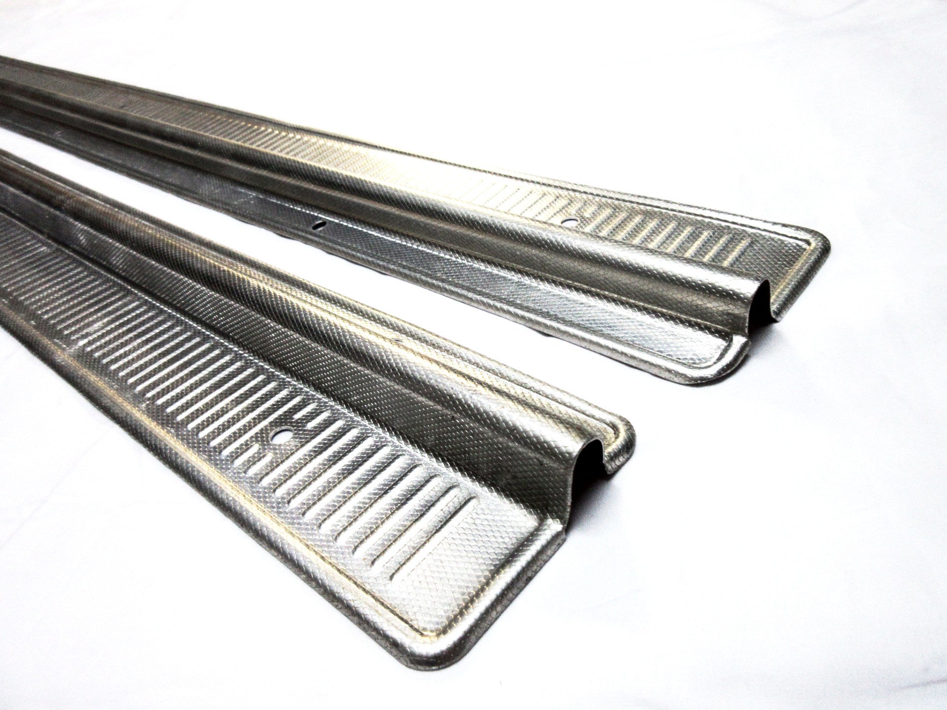 Kicking plate set Original type for Skyline Hakosuka 2 Door HT – JDM ...
