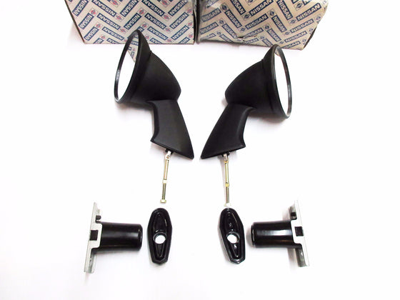 Fairlady Z Fender Mirror Set Genuine Nissan NOS Datsun 240Z / 260Z / 280Z