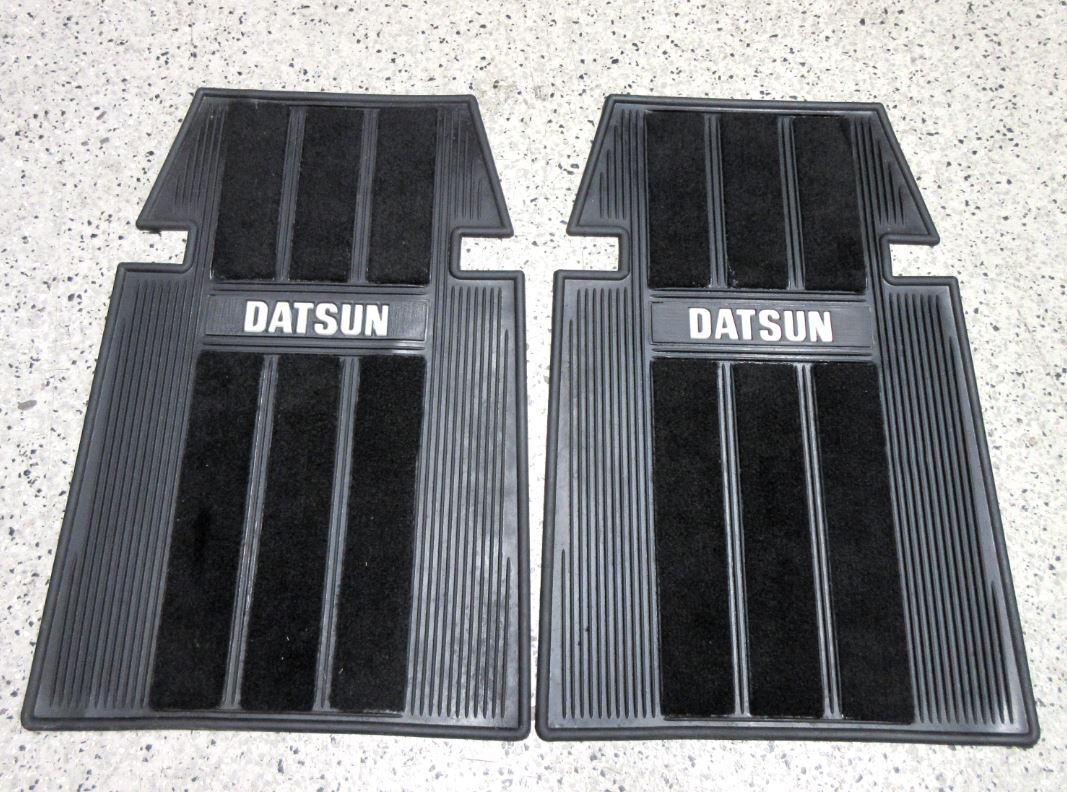 Vintage 2-Piece Floor Mat Set, Black  for Datsun Cars NOS