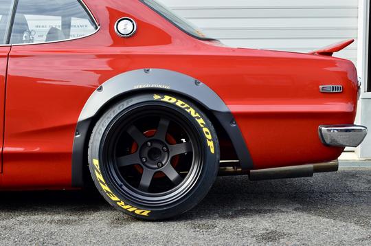 Speed Forme FRP Fender flare set for Nissan Skyline 2D HT