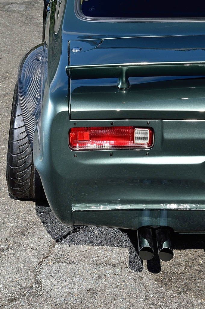 日本限定盤 FKJ / Skyline / Go Back  Genuine Nissan V37 Trunk Lid Finisher 